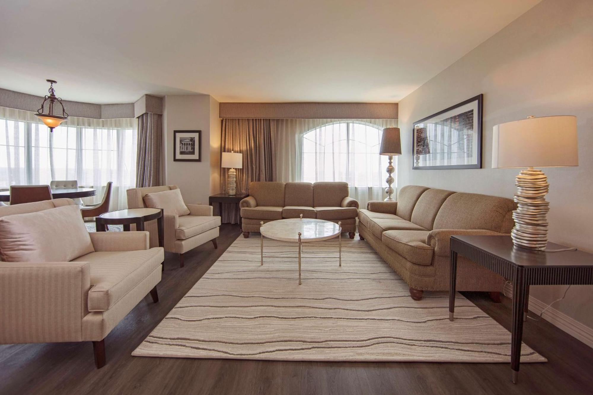Courtyard By Marriott Athens Downtown Hotell Exteriör bild