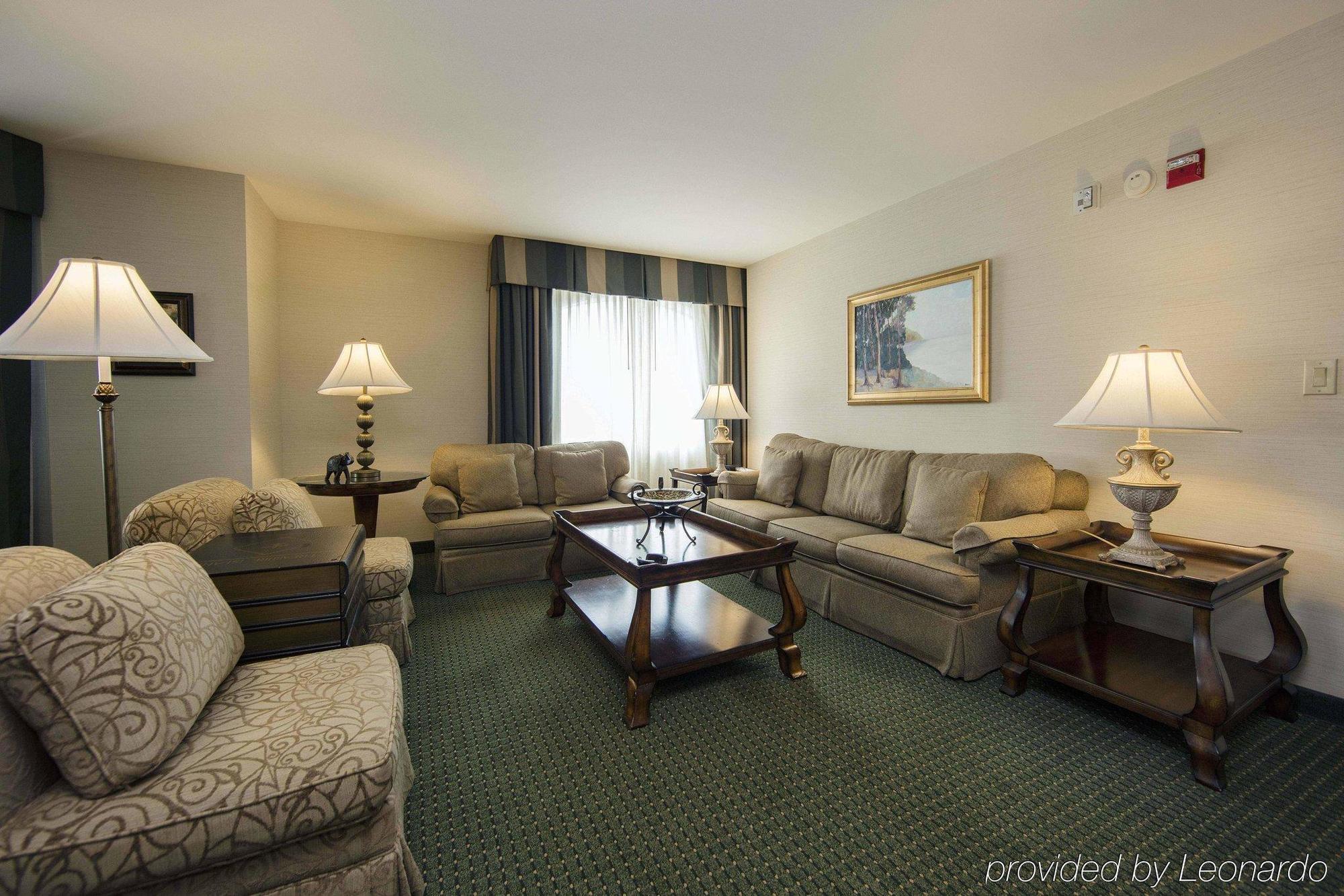 Courtyard By Marriott Athens Downtown Hotell Exteriör bild